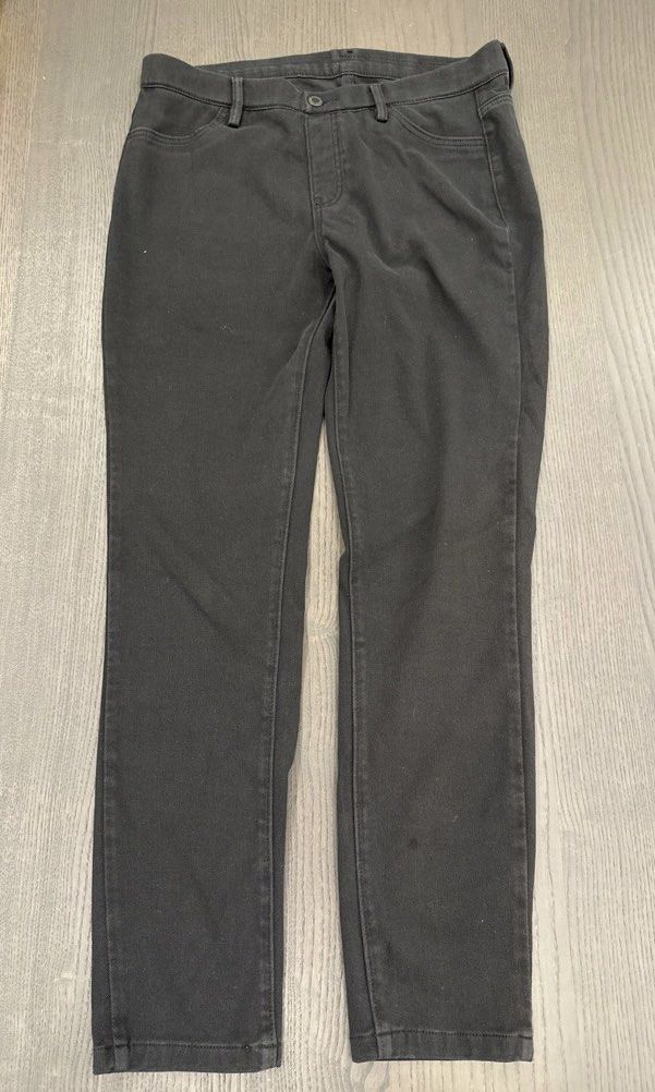 Uniqlo Jeggings, Women's Fashion, Bottoms, Jeans & Leggings on Carousell