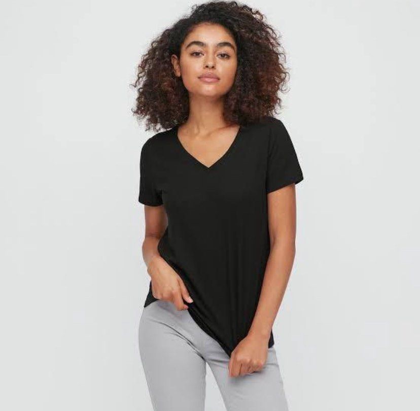 Uniqlo V Neck T Shirt Any 4 for 1 000 Men s Fashion Tops Sets Tshirts Polo Shirts on Carousell