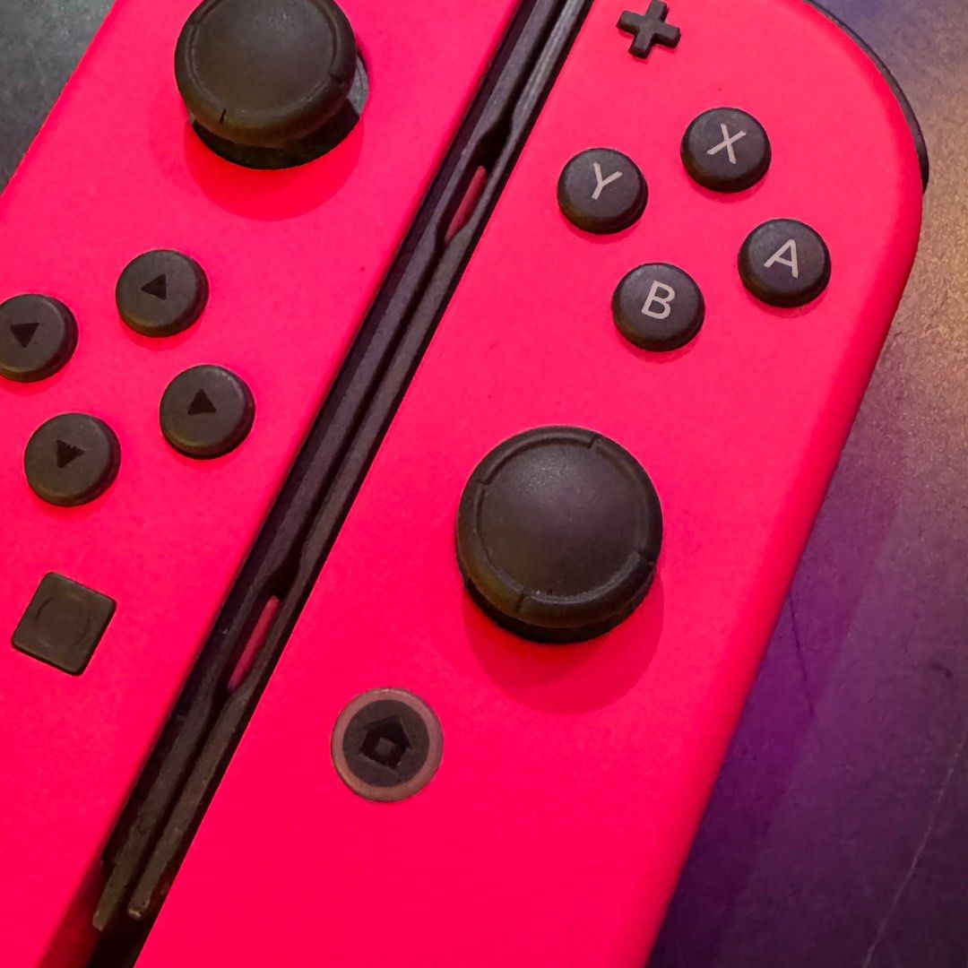 [USED] Joycon 1 pair pink colour (Rare), Video Gaming, Gaming