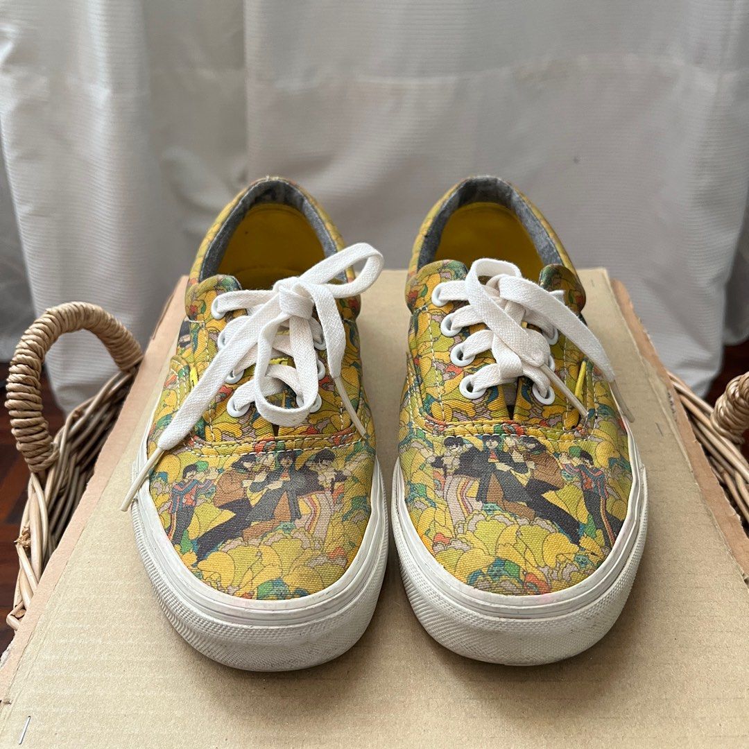 Yellow cheap submarine sneakers