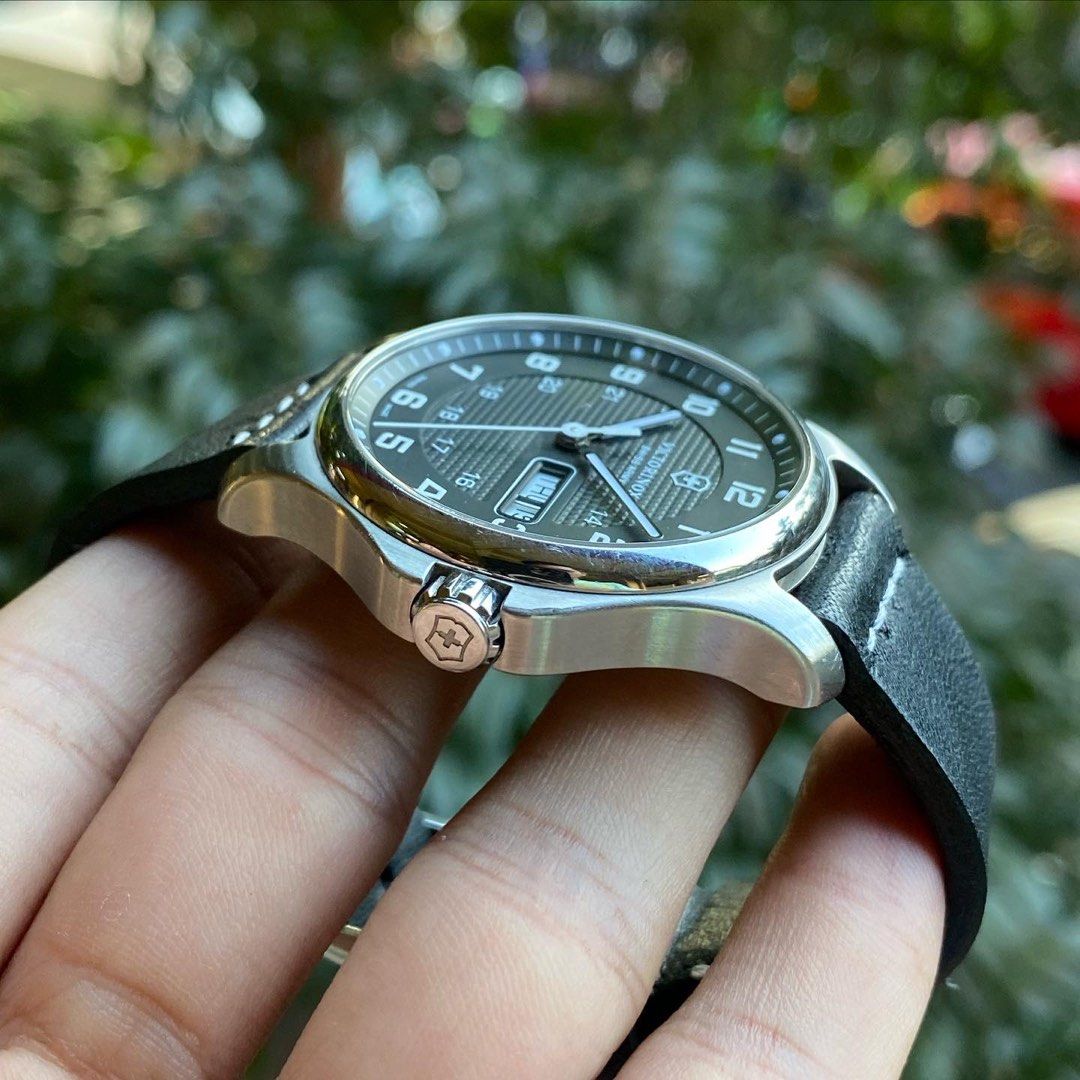 Victorinox 241549 sales