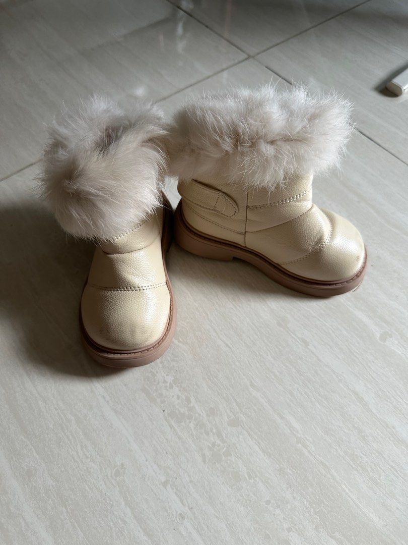 Girls snow discount boots with fur