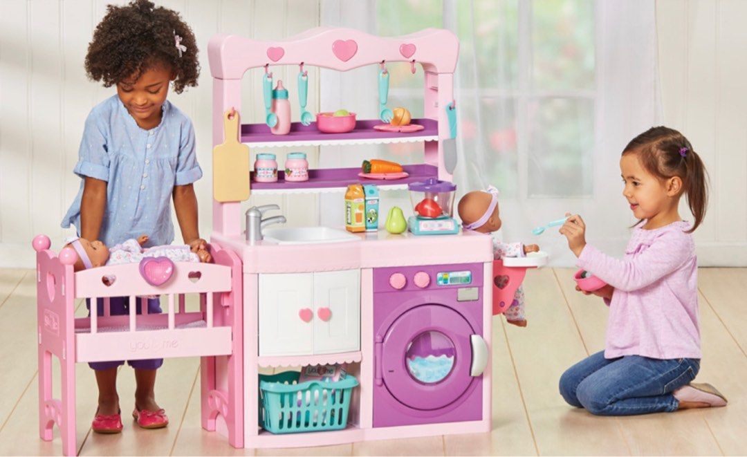 Baby shop doll kitchen