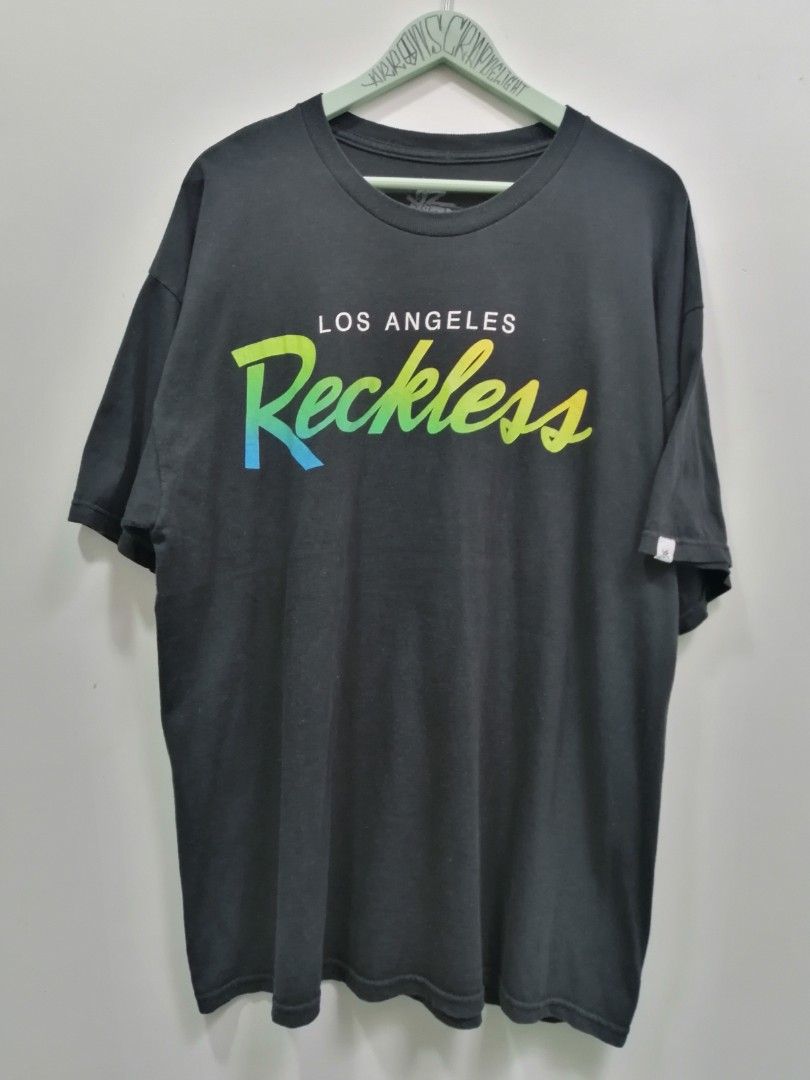 Young & Reckless Los Angeles Shirt (Category: Tshirts & Polo Shirts ) located in San Mateo. Submitted by arrowscrap_delight (Listing ID 1274414100, Image 2). Description: Young & Reckless Los Angeles Shirt Verygood Condition Size XLarge can fit to XXLarge (31" x 23.5) Issue : Minimal Hairline Crack on Print, Not noticeable 180 + SF.