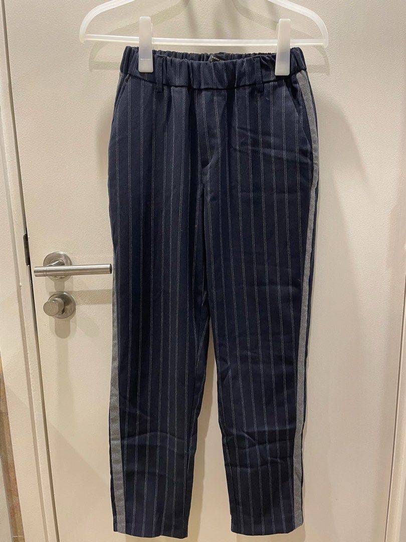 Zara hotsell navy joggers