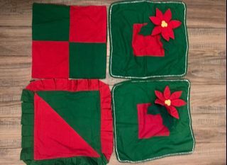 [11]	set of 4 christmas design throw pillow covers 40x40cm