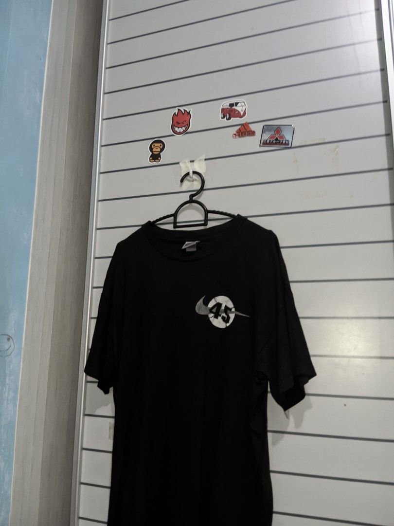 Michael jordan white sox t shirt hot sale