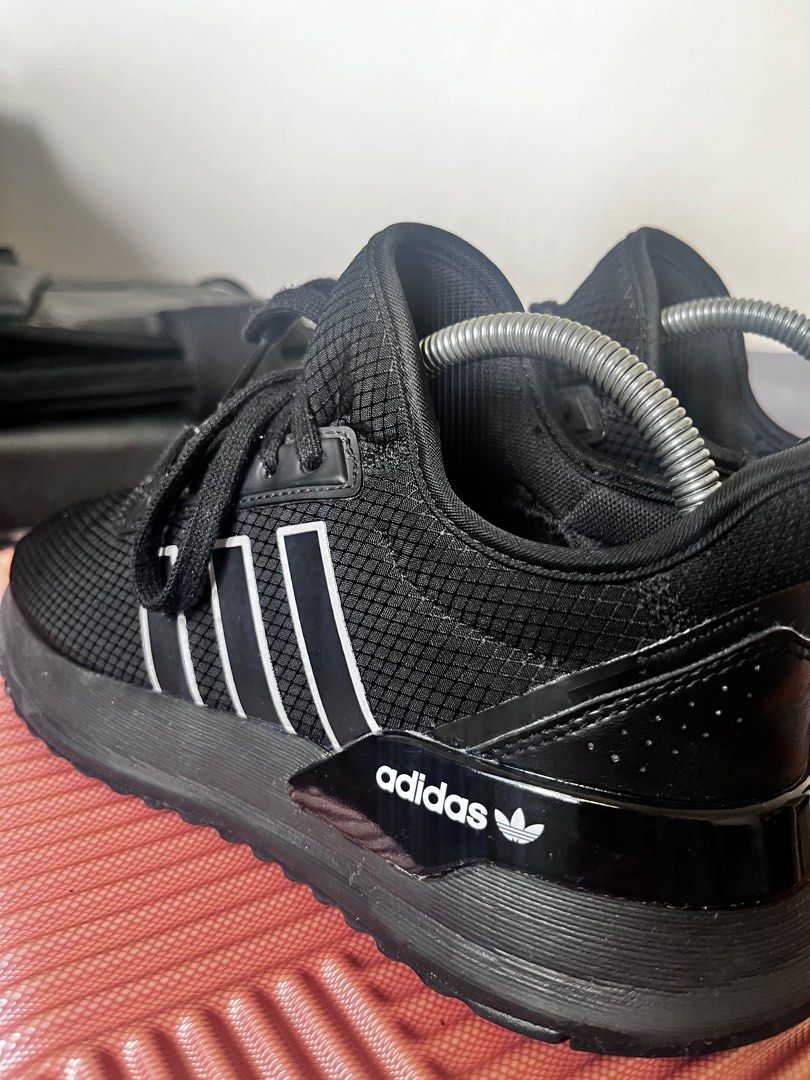 Adidas hotsell shoes jd