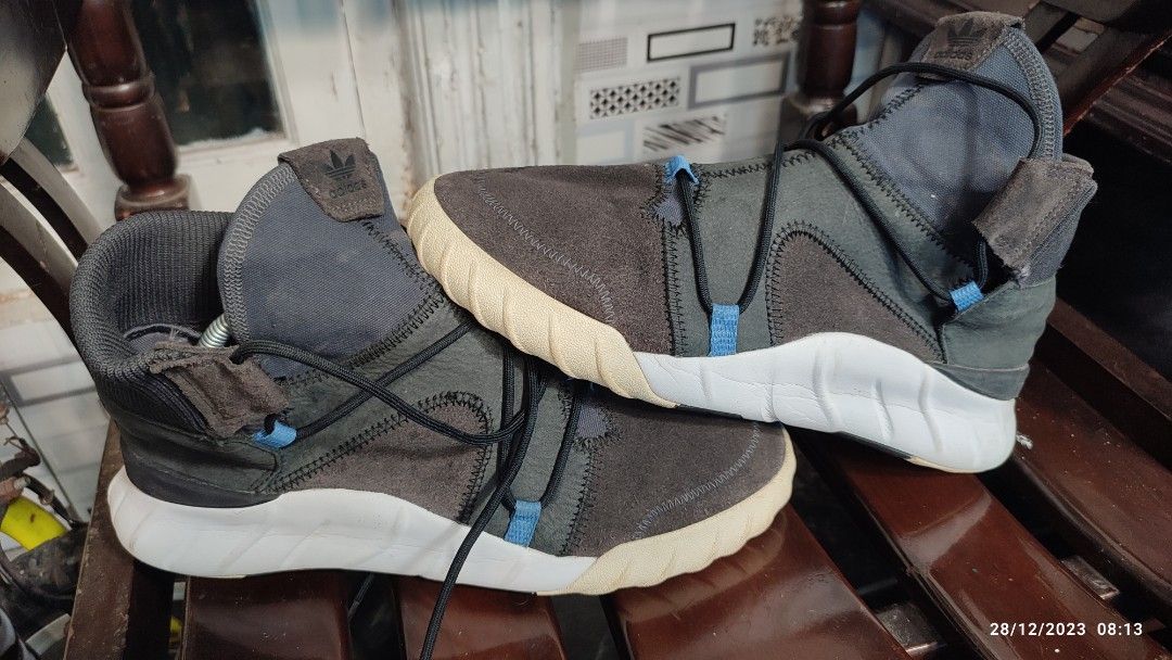 Adidas tubular size 42 store