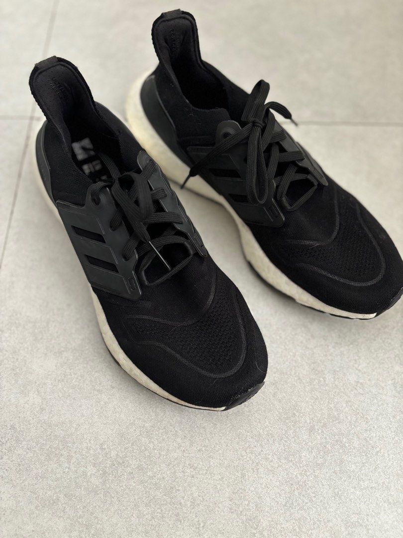RUSH SALE Adidas Ultraboost 22 Sz US 9