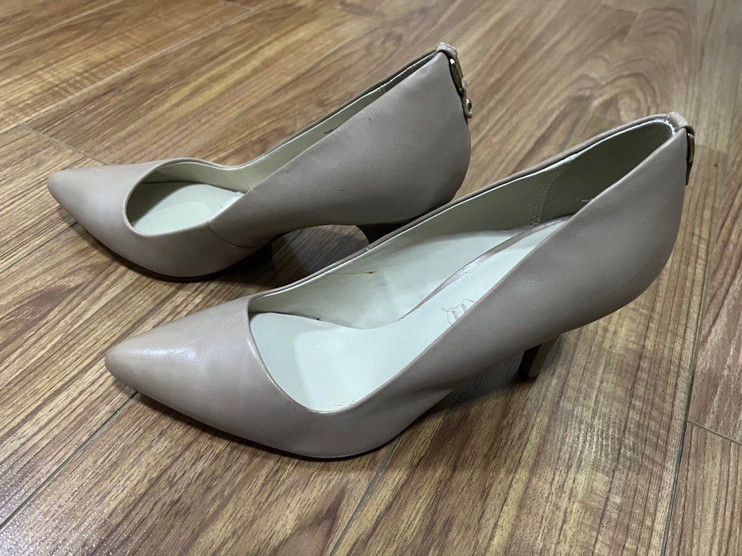 aldo nude pumps