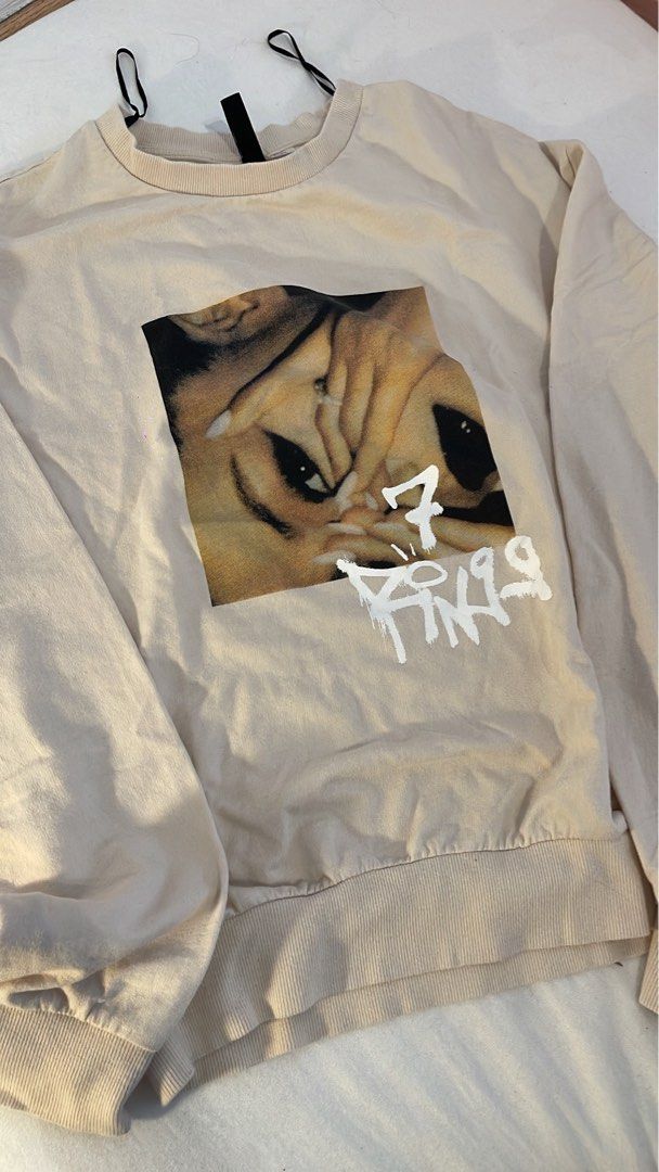 Sweater ariana grande sales h&m