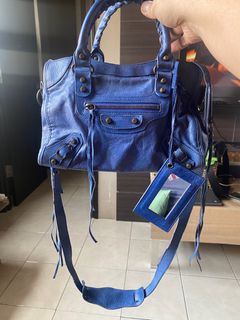 (Kategori: ) berada di . Dikirim oleh d1306 (ID iklan 1274651218, Gambar 1). Deskripsi: .