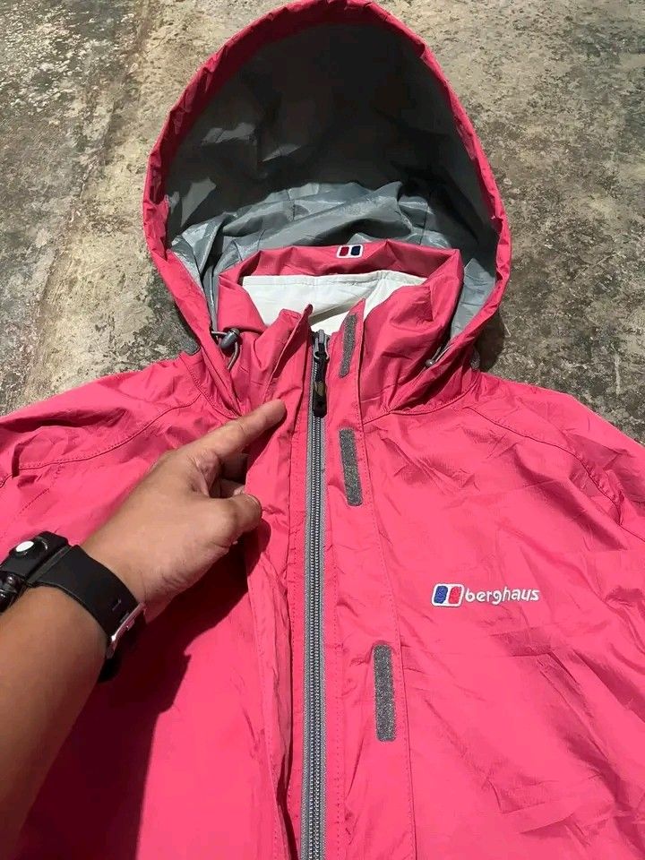 Berghaus AQ2 Women s Rainjacket