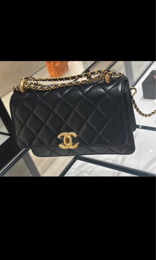 Chanel 22cm flap bag Carousell