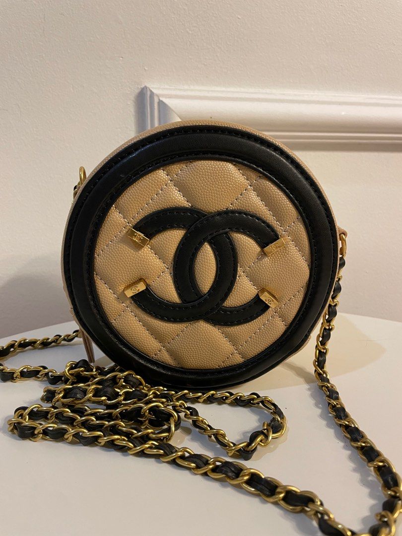 Chanel Filigree Round with chain