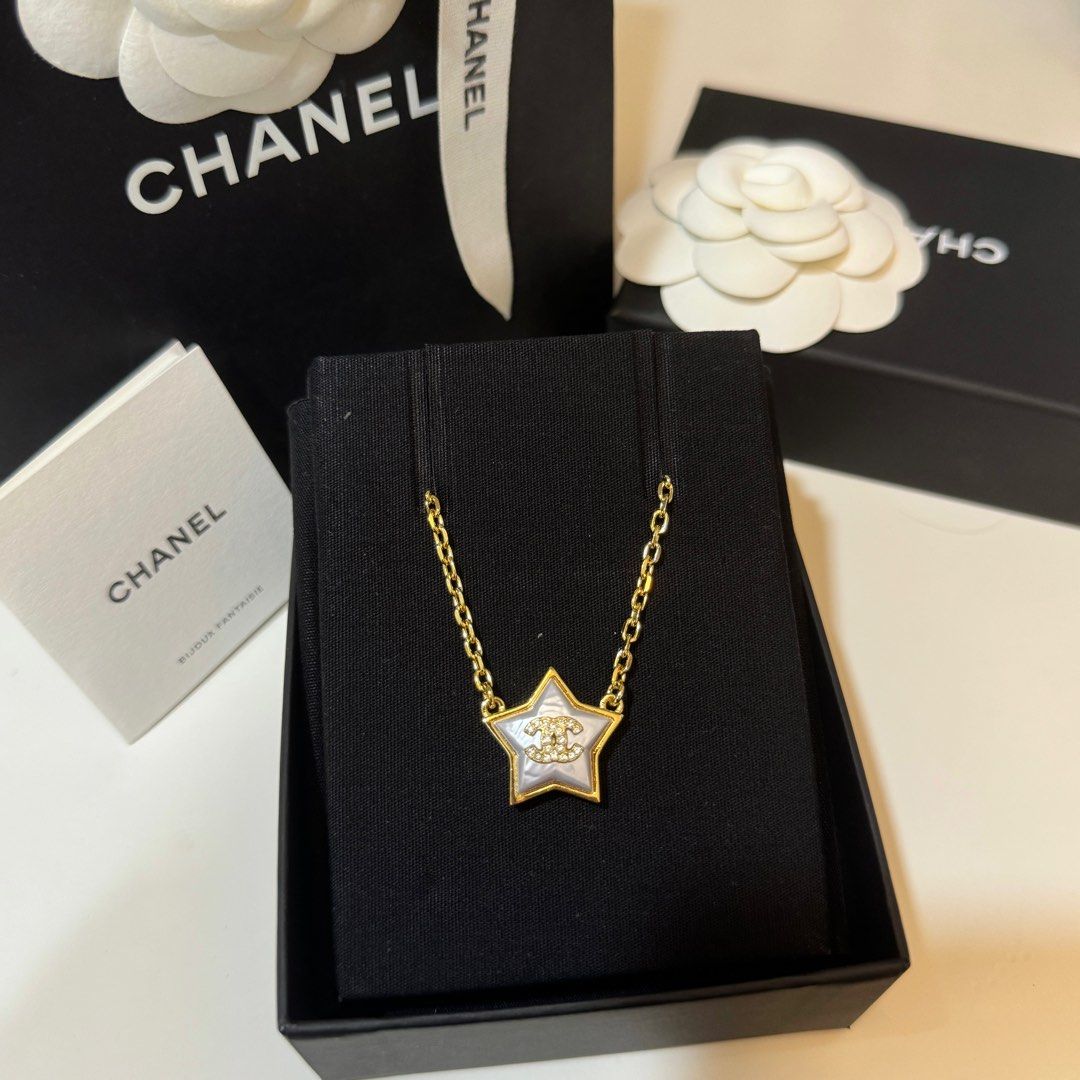 Dainty chanel necklace cheap