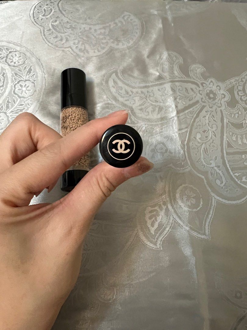 Chanel WaterBased Foundation (LES BEIGES WATERFRESH COMPLEXION TOUCH
