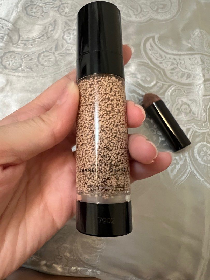 Chanel WaterBased Foundation (LES BEIGES WATERFRESH COMPLEXION TOUCH