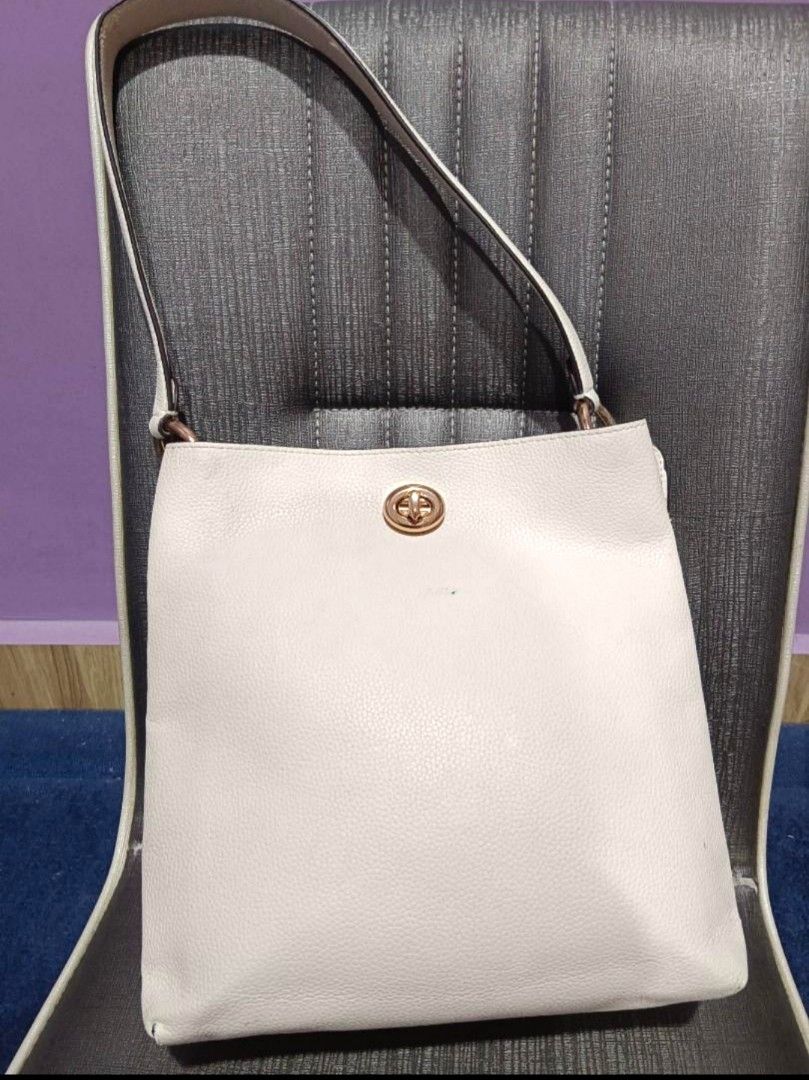 Coach Charlie Bucket White Women s Fashion Bags Wallets