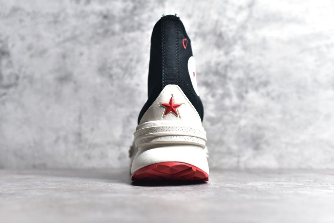 White shoes with black star hot sale