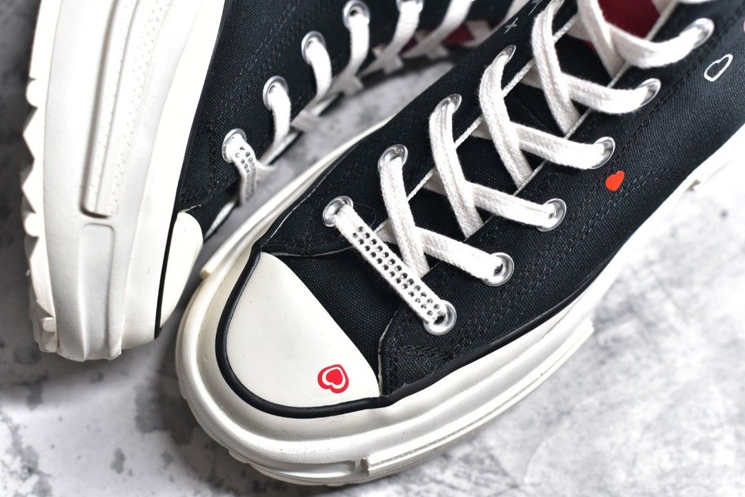 White shoes with black star online