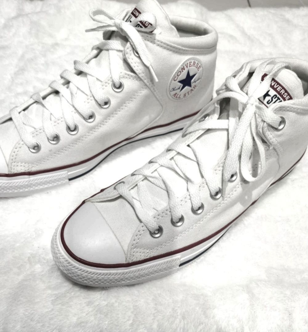 Converse men s US 9.5 Men s Fashion Footwear Sneakers on Carousell