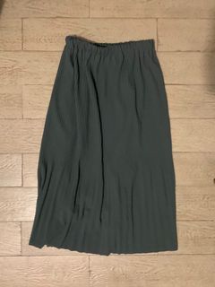 Dark green long skirt