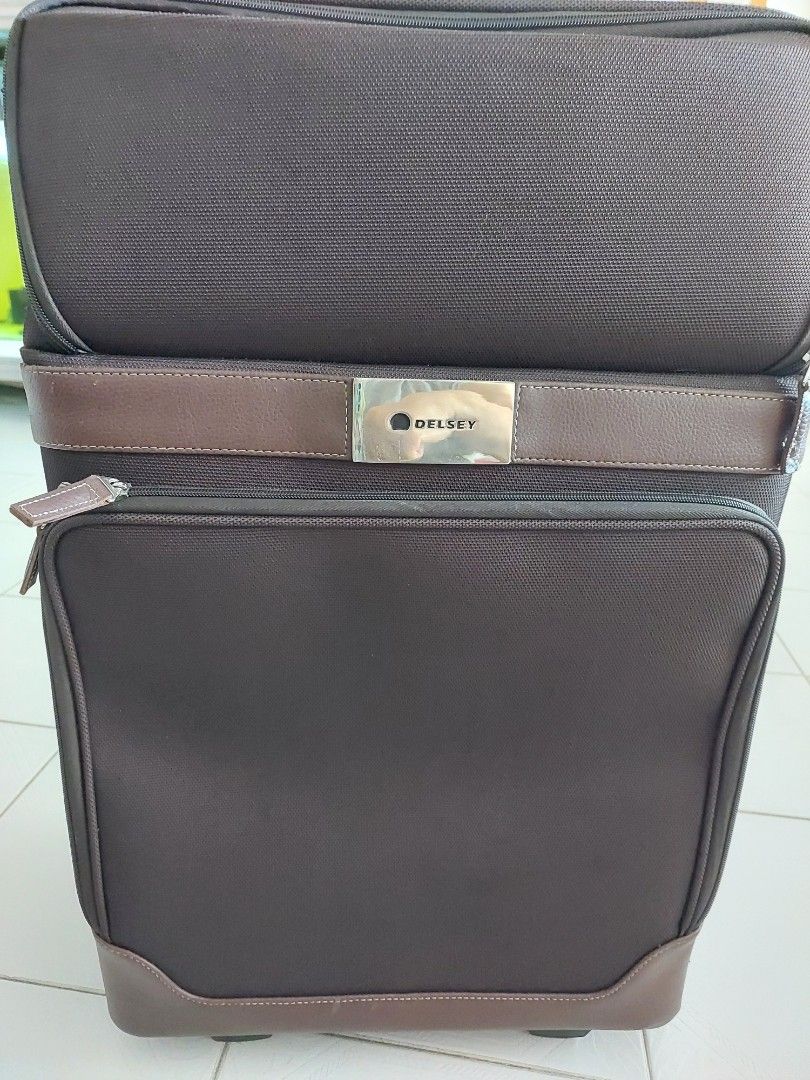 Delsey 24 inch best sale