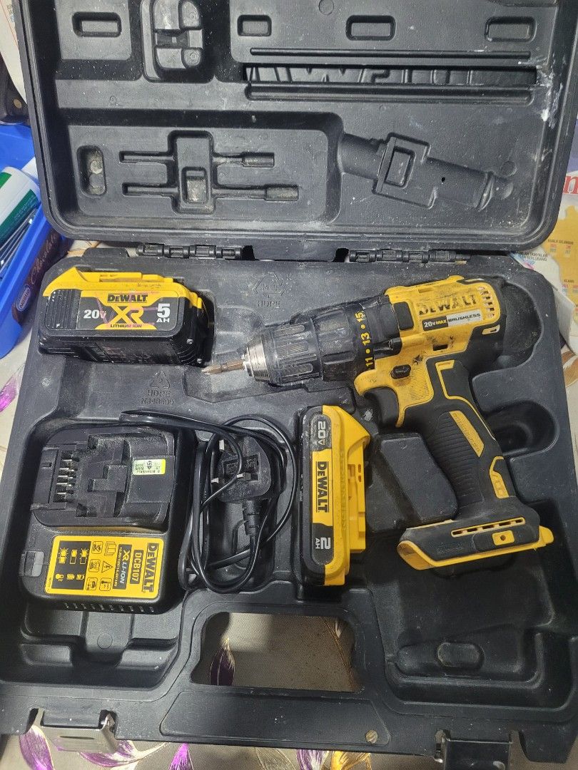 Dewalt dcd777 set new arrivals