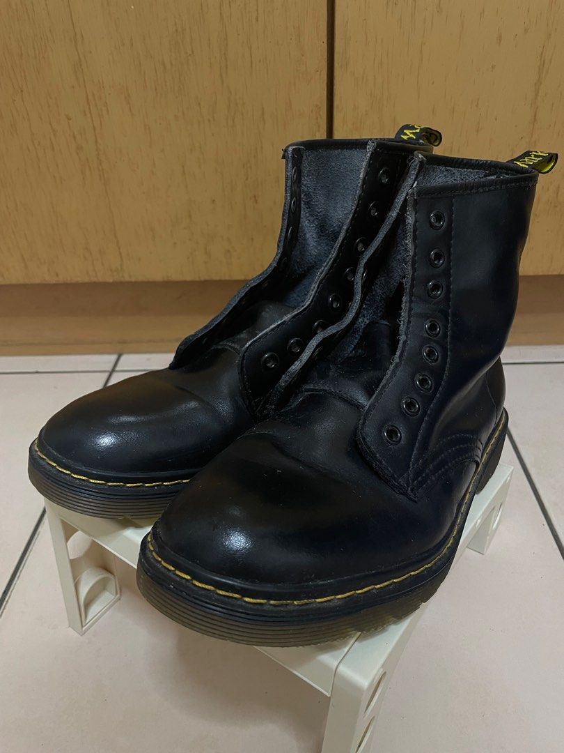 Doctor Martens 1460 Men s Fashion Footwear Boots on Carousell