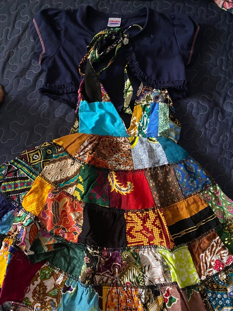 Dress patchwork (Category: Babies & Kids Fashion) located in Shah Alam. Submitted by Dee_jenan (Listing ID 1274711441, Image 1). Description: No defect,free skli blazer (sekali je pakai).