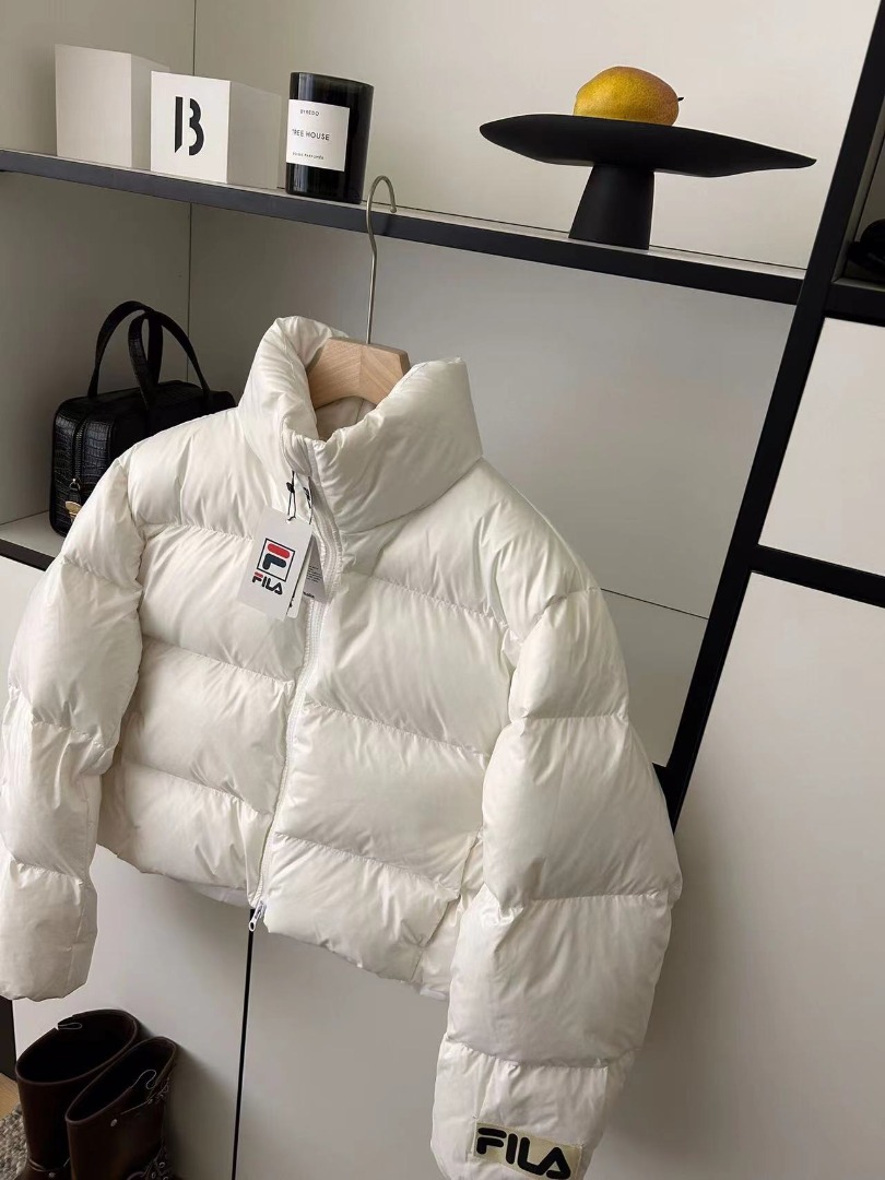 White fila hotsell puffer jacket