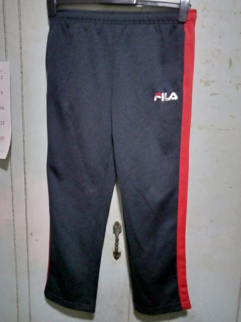 Fila jogging pants Fila Jogger pants Fila pants sports pants size 32 jogging pants active wear Men s Fashion Bottoms Joggers on Carousell