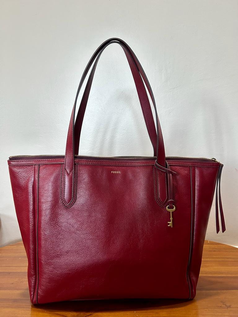 Fossil Sydney Tote Bag, Women's Fashion, Bags & Wallets, Tote Bags on