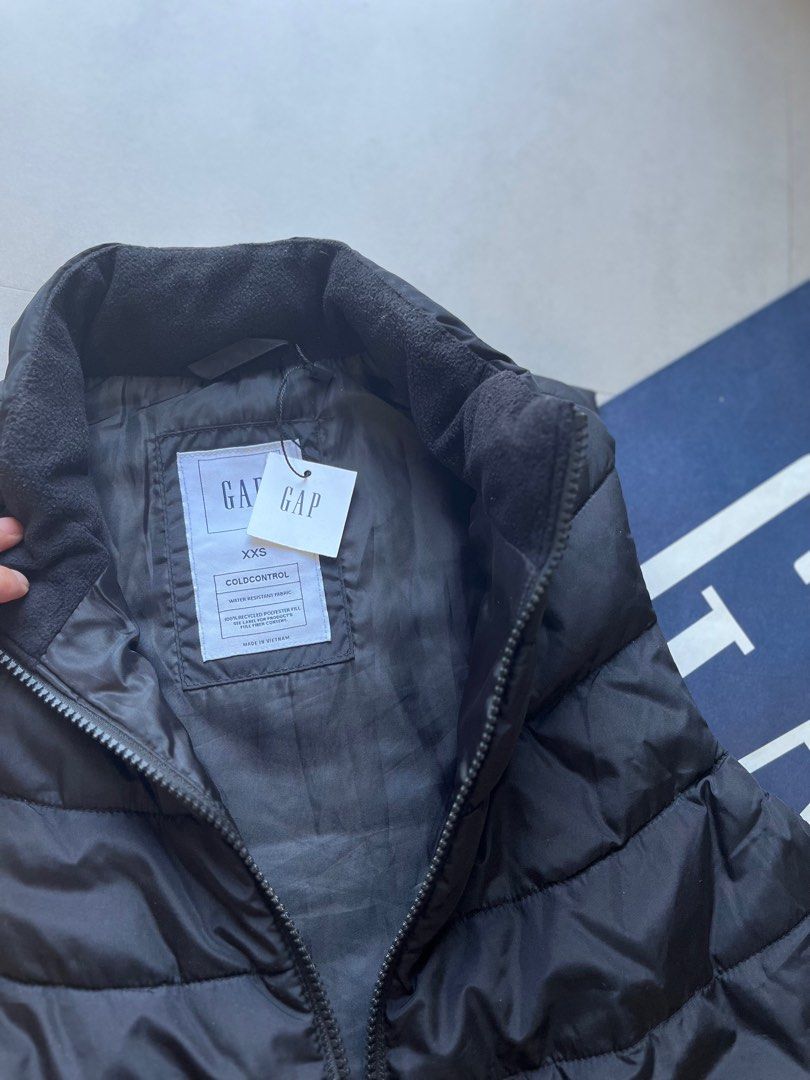 Coldcontrol lightweight puffer jacket top