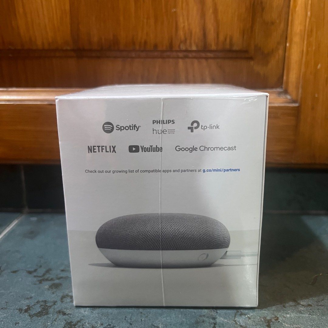 Google home mini headphone jack top