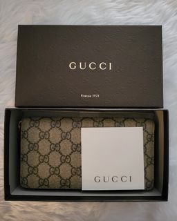 Gucci Zippy Wallet