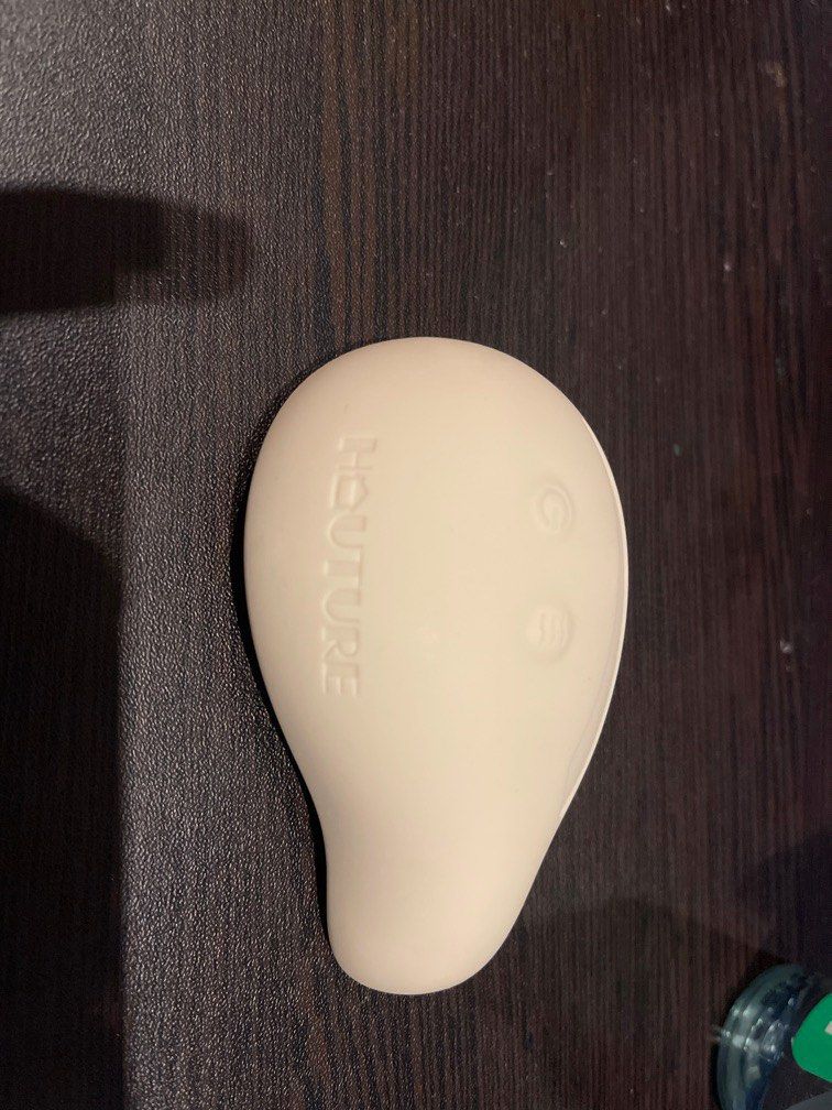 Hauture lactation massager (Category: Breastfeeding & Bottle Feeding) located in Quezon City. Submitted by llimc (Listing ID 1274744715, Image 1). Description: Delivery via grab/ lalamove only.
