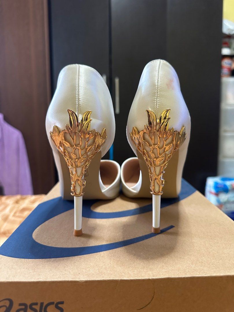 The Loeffler Randall heels are the perfect bridal shoes