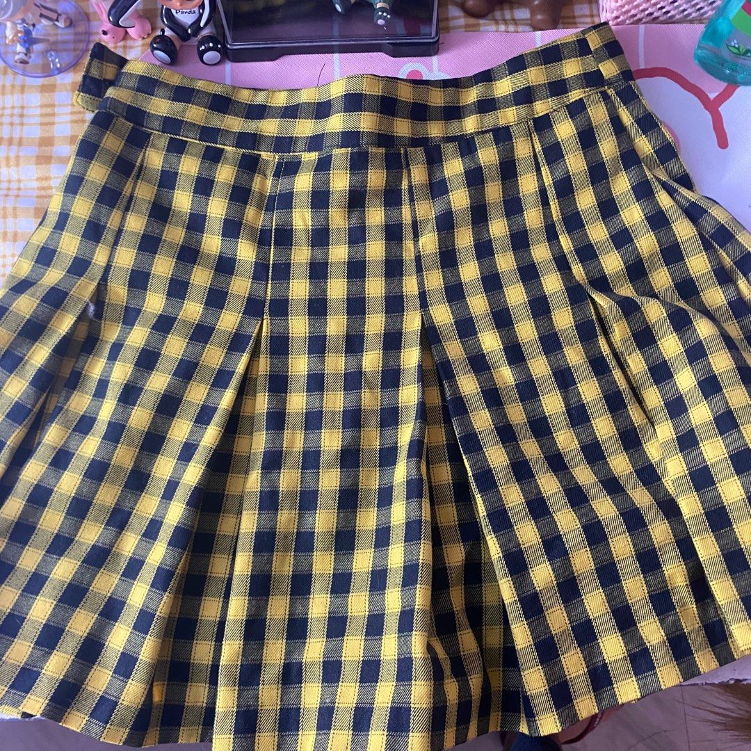 H M Yellow Plaid Checkered Skirt EUR 32 Women s Fashion Bottoms Skirts on Carousell