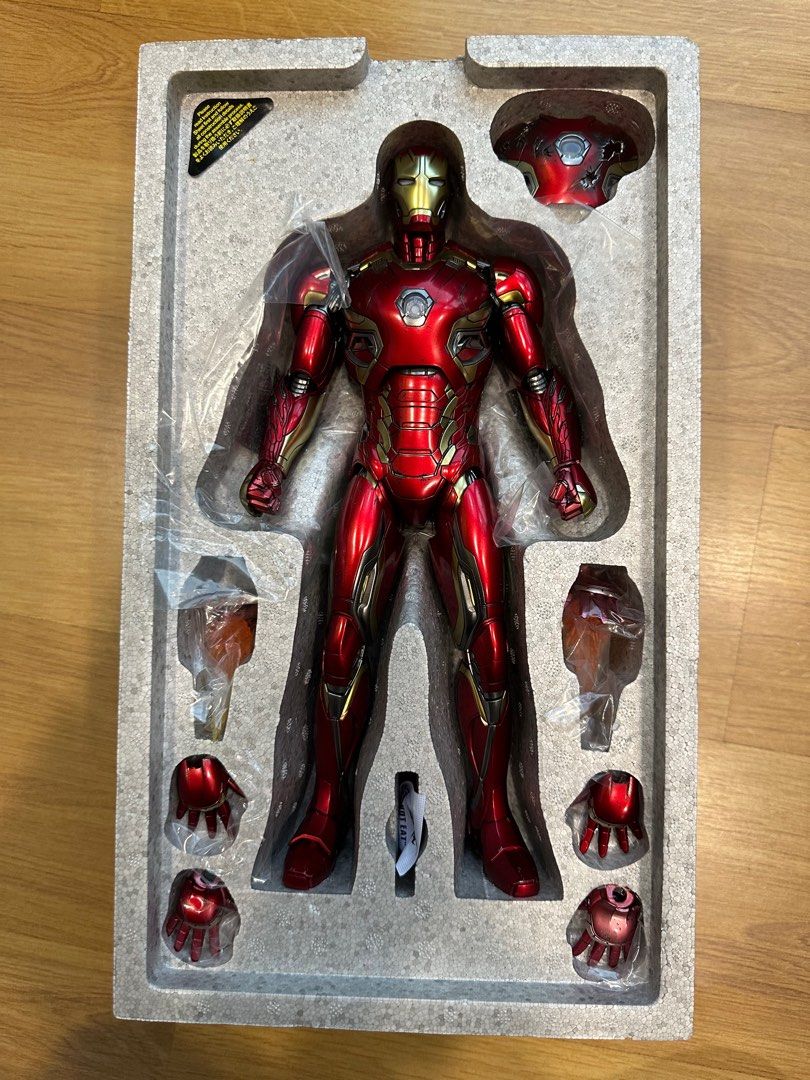 Hot Toys Iron Man Mark XLV 45 MMS300 D11 1 6 Hobbies Toys
