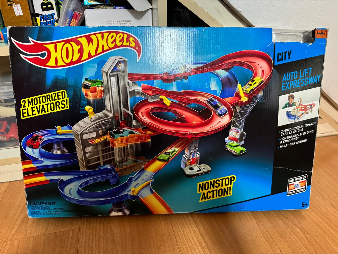 Hot wheels shop autolift expressway