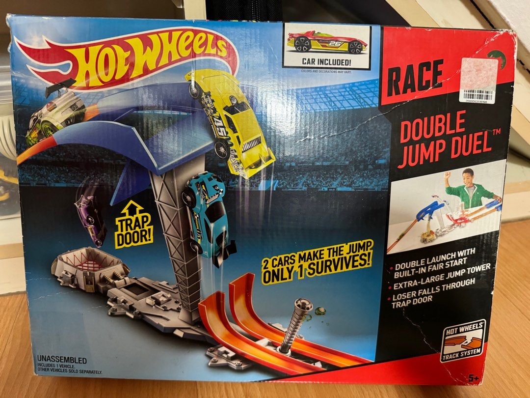 Beli track hot sale hot wheels