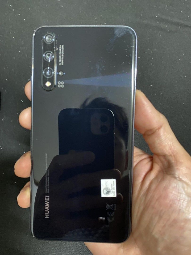 Huawei nova 5t with Earbuds akiki TWS Mobile Phones Gadgets