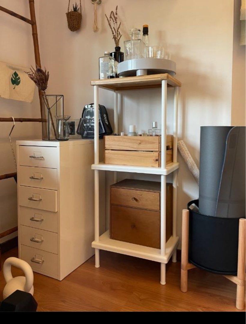 Dynan shelving unit store with cabinet