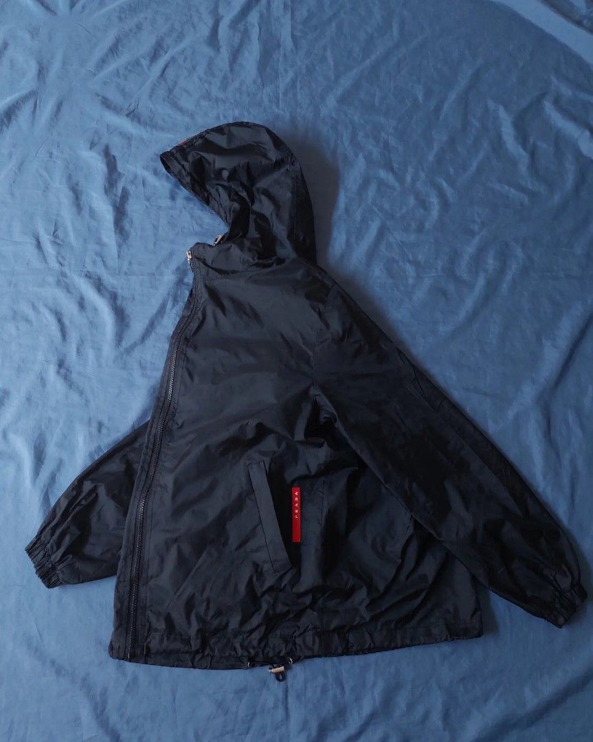 Jaket prada milano not dior givenchy moncler balenciaga