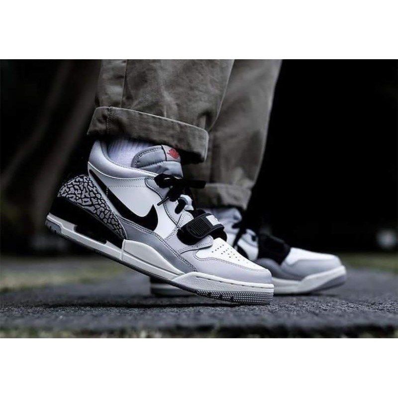 Legacy 312 low on feet sale