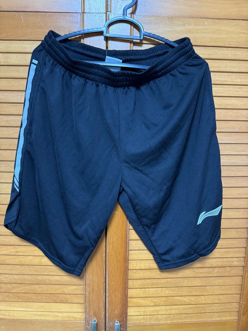 Li Ning badminton shorts Men s Fashion Bottoms Shorts on Carousell