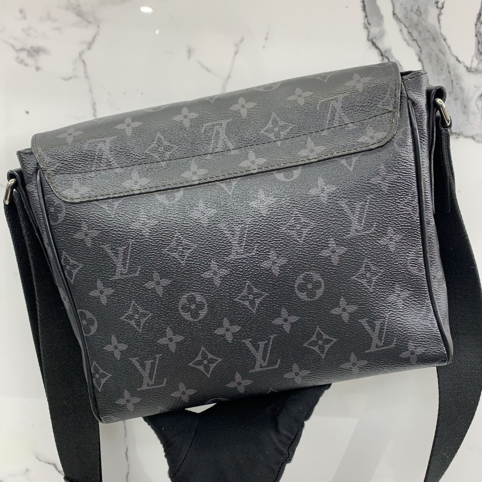 LOUIS VUITTON M44000 MONOGRAM BLACK DISTRICT SHOULDER BAG 237044392 Luxury Bags Wallets on Carousell
